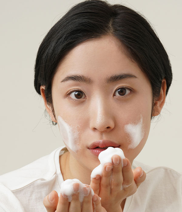 Dear, Klair Rich Moist Foaming Cleanser