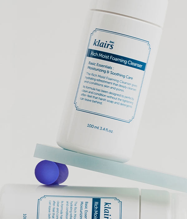 Dear, Klair Rich Moist Foaming Cleanser
